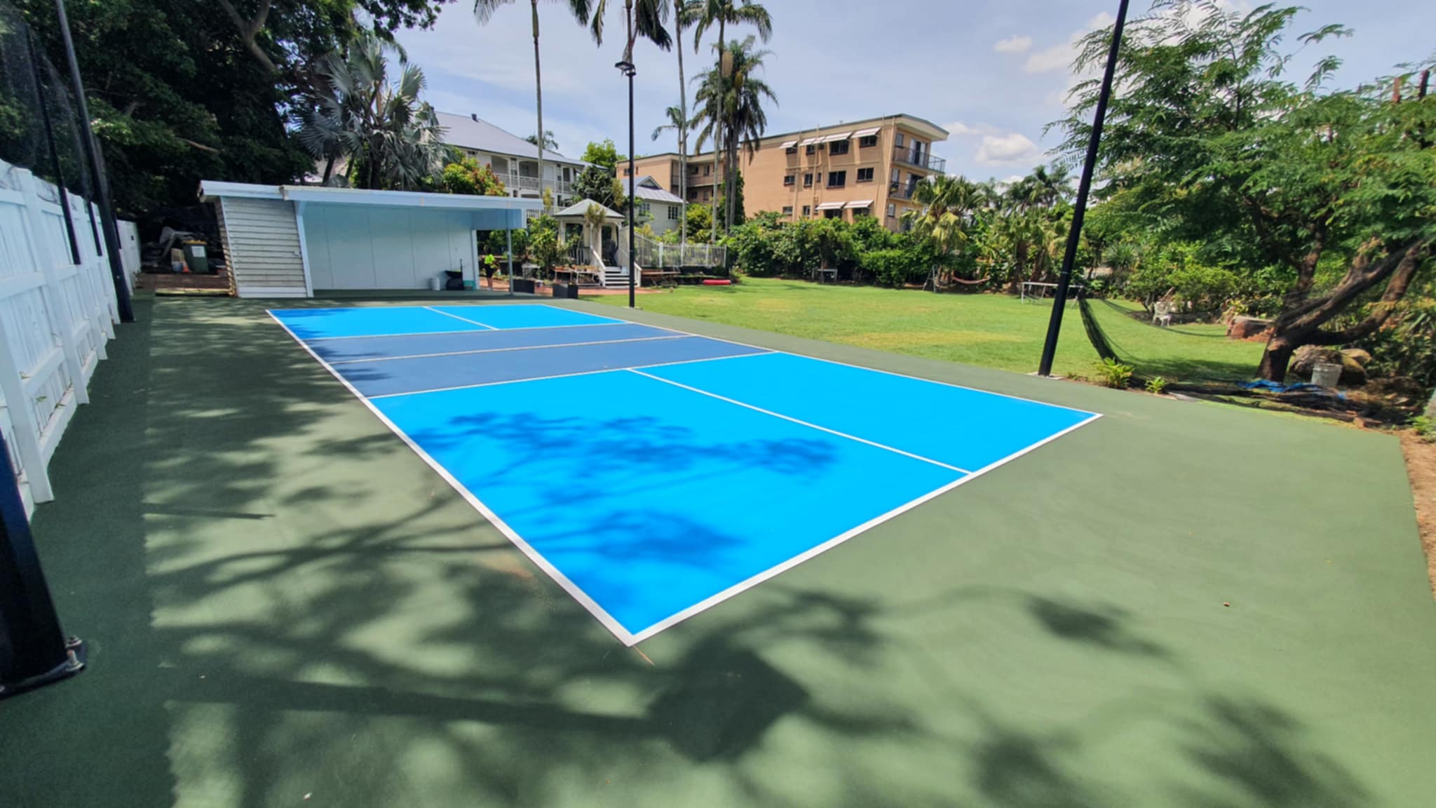 Tennis court painting / tennis court resurfacing